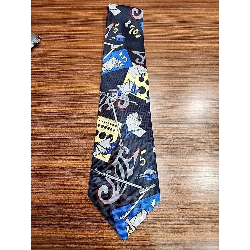 Unique Vintage Marco Polo Neck tie Polyester‎ Architecture Architect Protractor